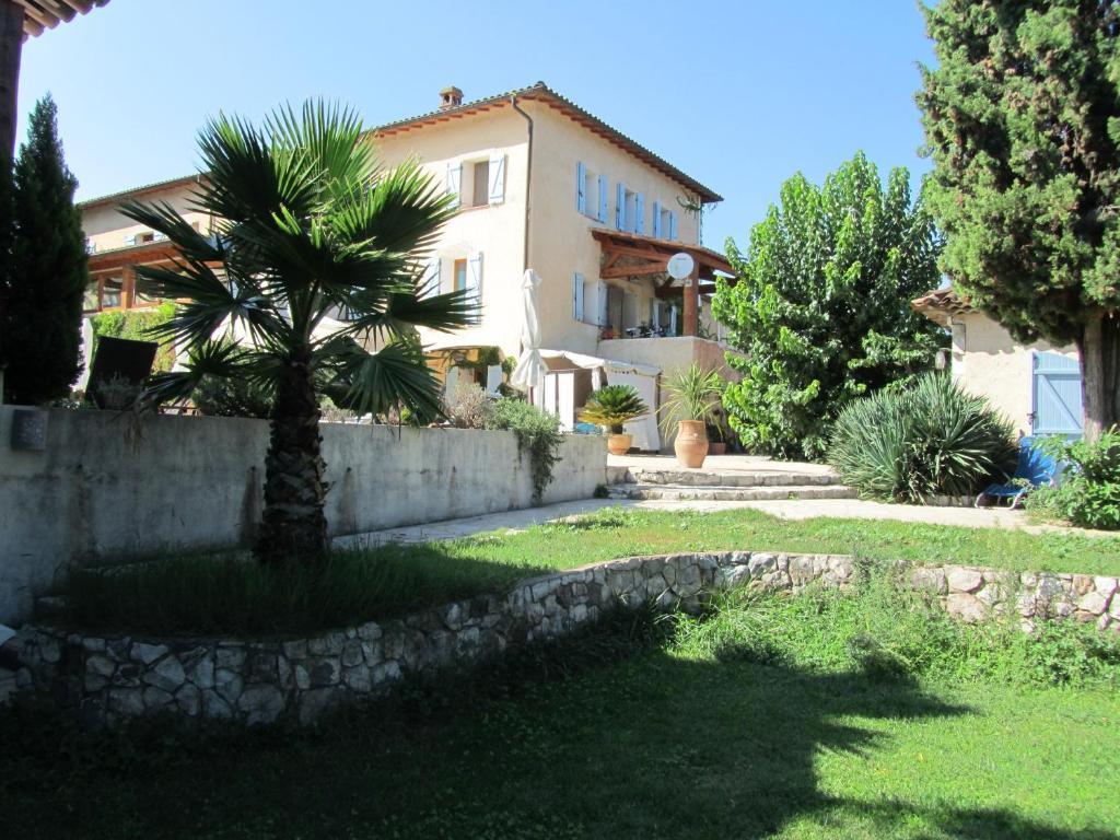 Le Mas Shabanou Bed and Breakfast Roquefort Les Pins Eksteriør billede