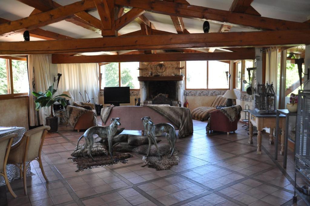 Le Mas Shabanou Bed and Breakfast Roquefort Les Pins Eksteriør billede