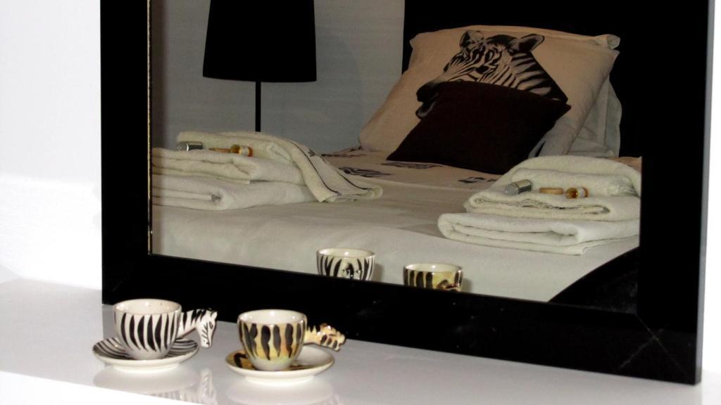 Le Mas Shabanou Bed and Breakfast Roquefort Les Pins Værelse billede