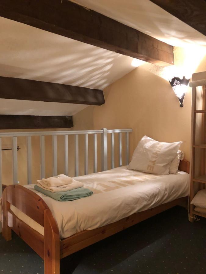 Le Mas Shabanou Bed and Breakfast Roquefort Les Pins Eksteriør billede