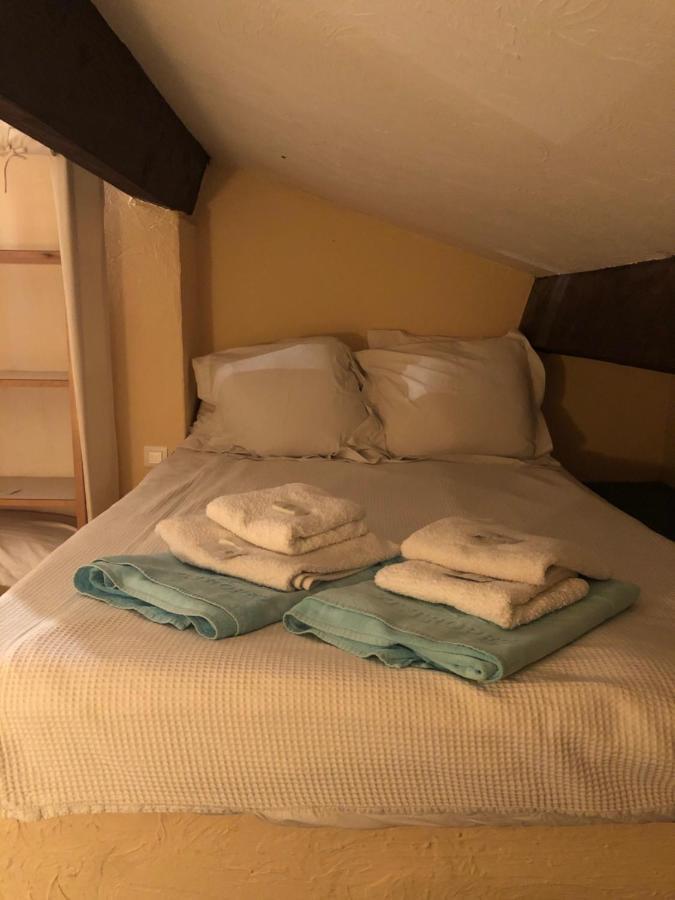 Le Mas Shabanou Bed and Breakfast Roquefort Les Pins Eksteriør billede